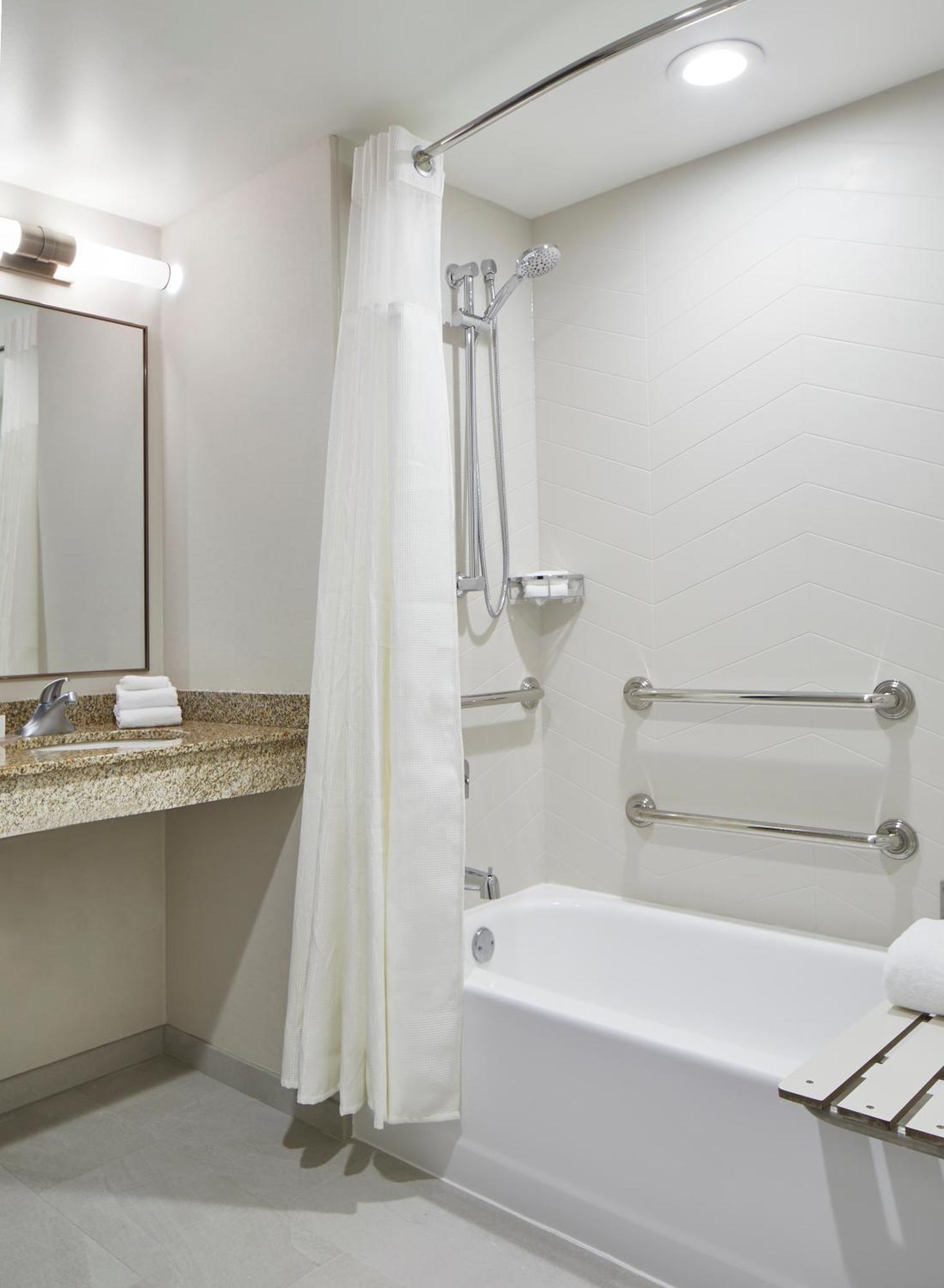 Fairfield Inn & Suites By Marriott Albany Airport Екстер'єр фото